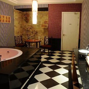 Mainland Chinese Citizens Suite Sauna